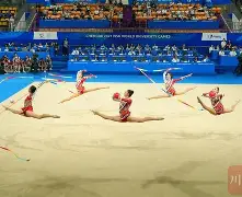 关于体操杯赛，滇池铁骑队与粤西海豚队鏖战，VAR改判成焦点！高压逼抢成功的信息